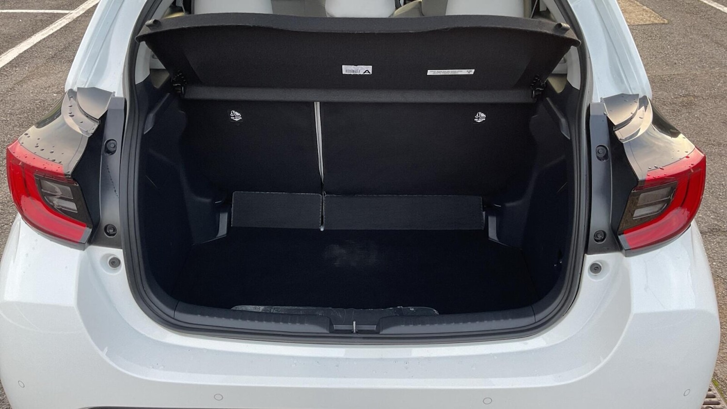 Used Toyota Yaris 2022 for sale - 77013344: Photo 17