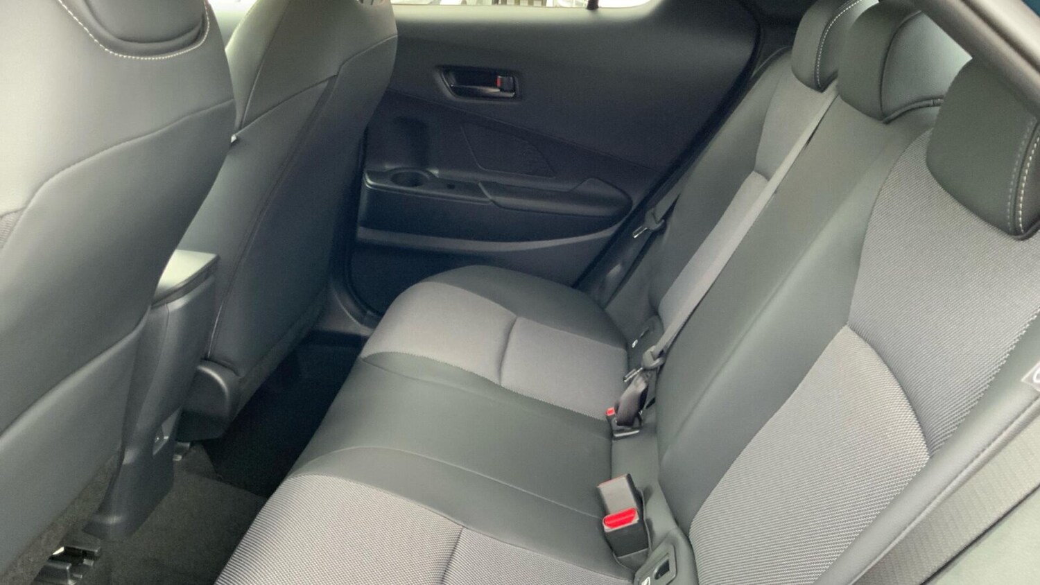 Used Toyota C-HR 2025 for sale - 77855281: Photo 18