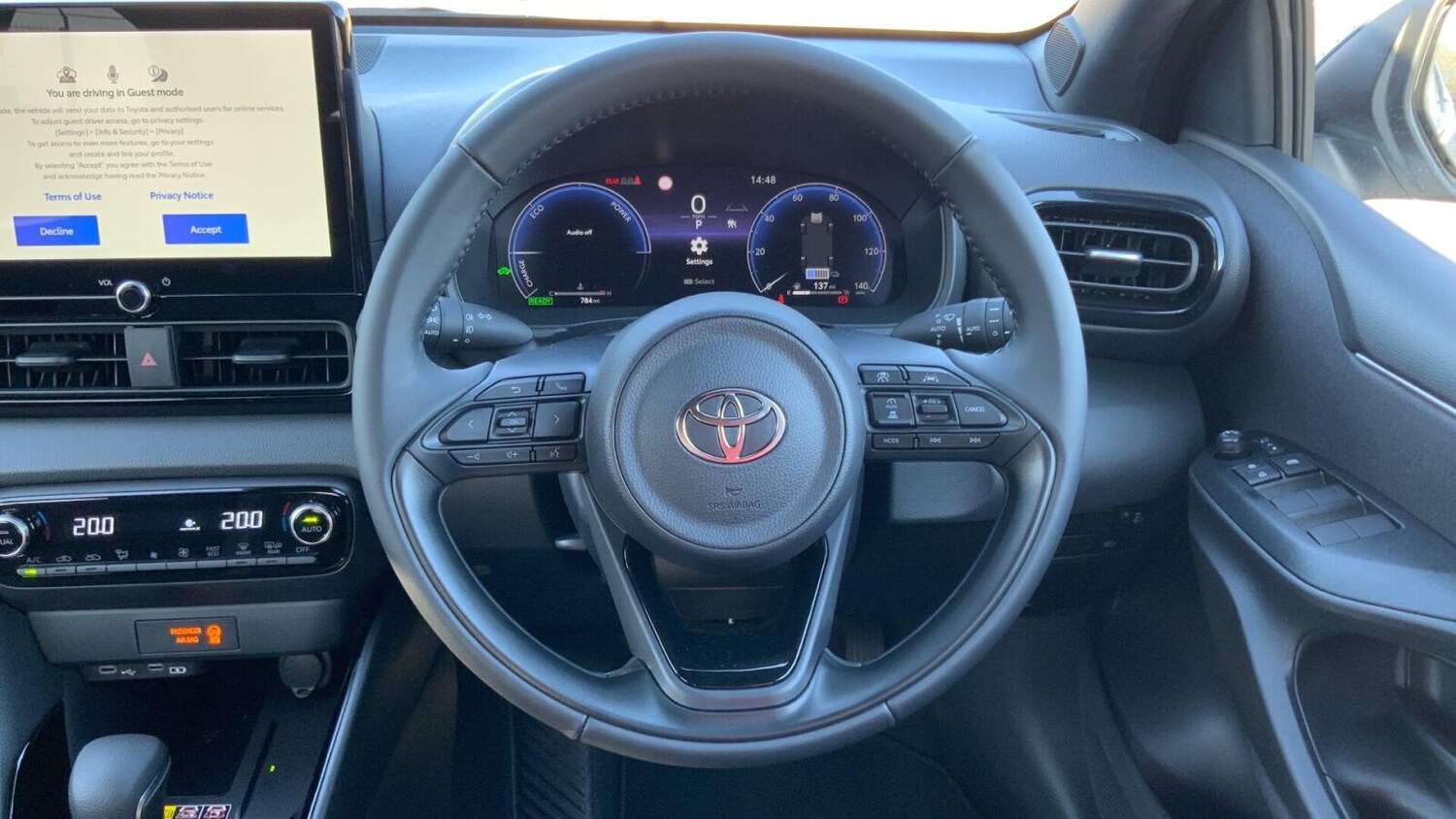 Used Toyota Yaris 2025 for sale - 77673328: Photo 10