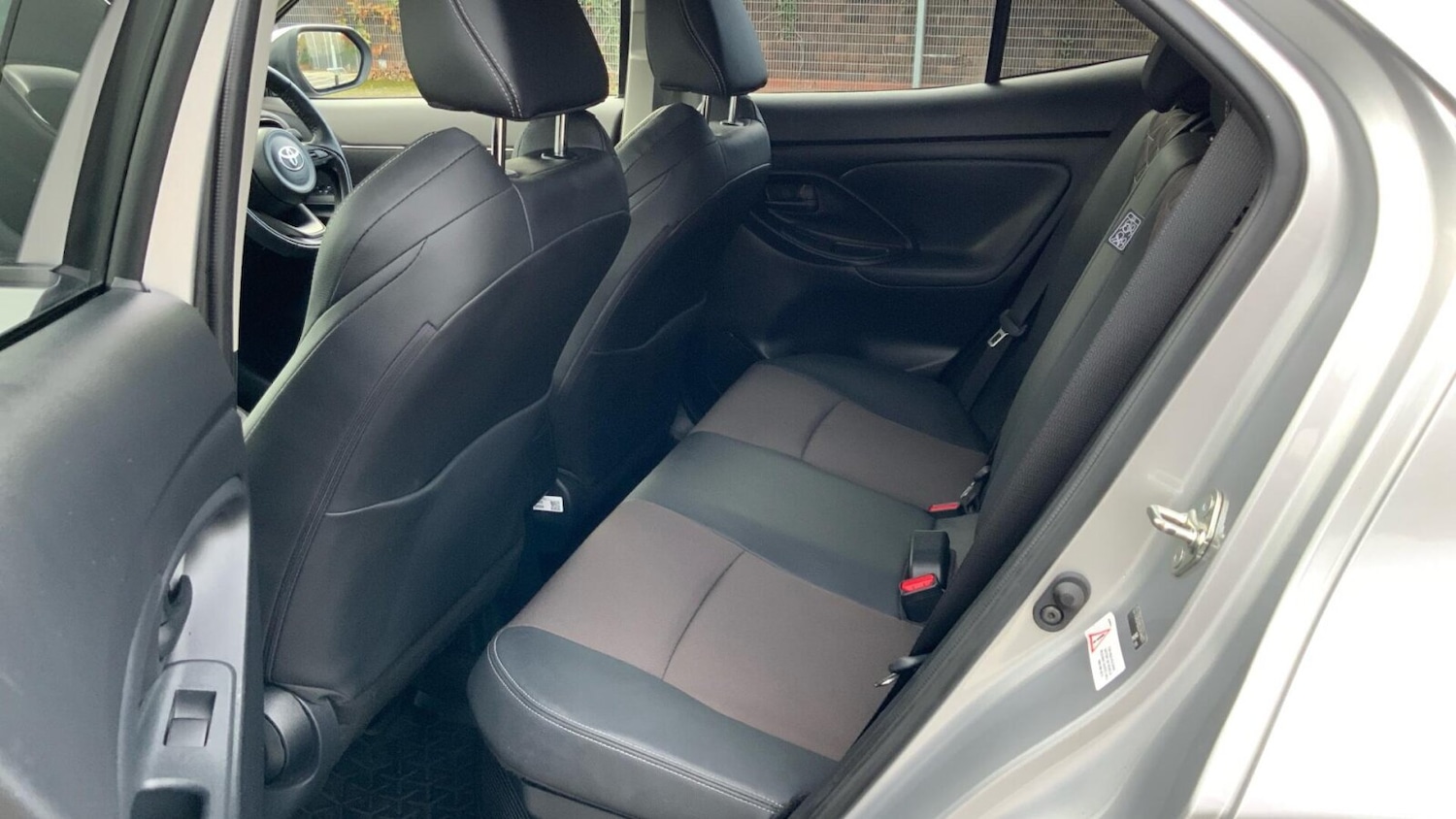 Used Toyota Yaris Cross 2022 for sale - 76674647: Photo 17