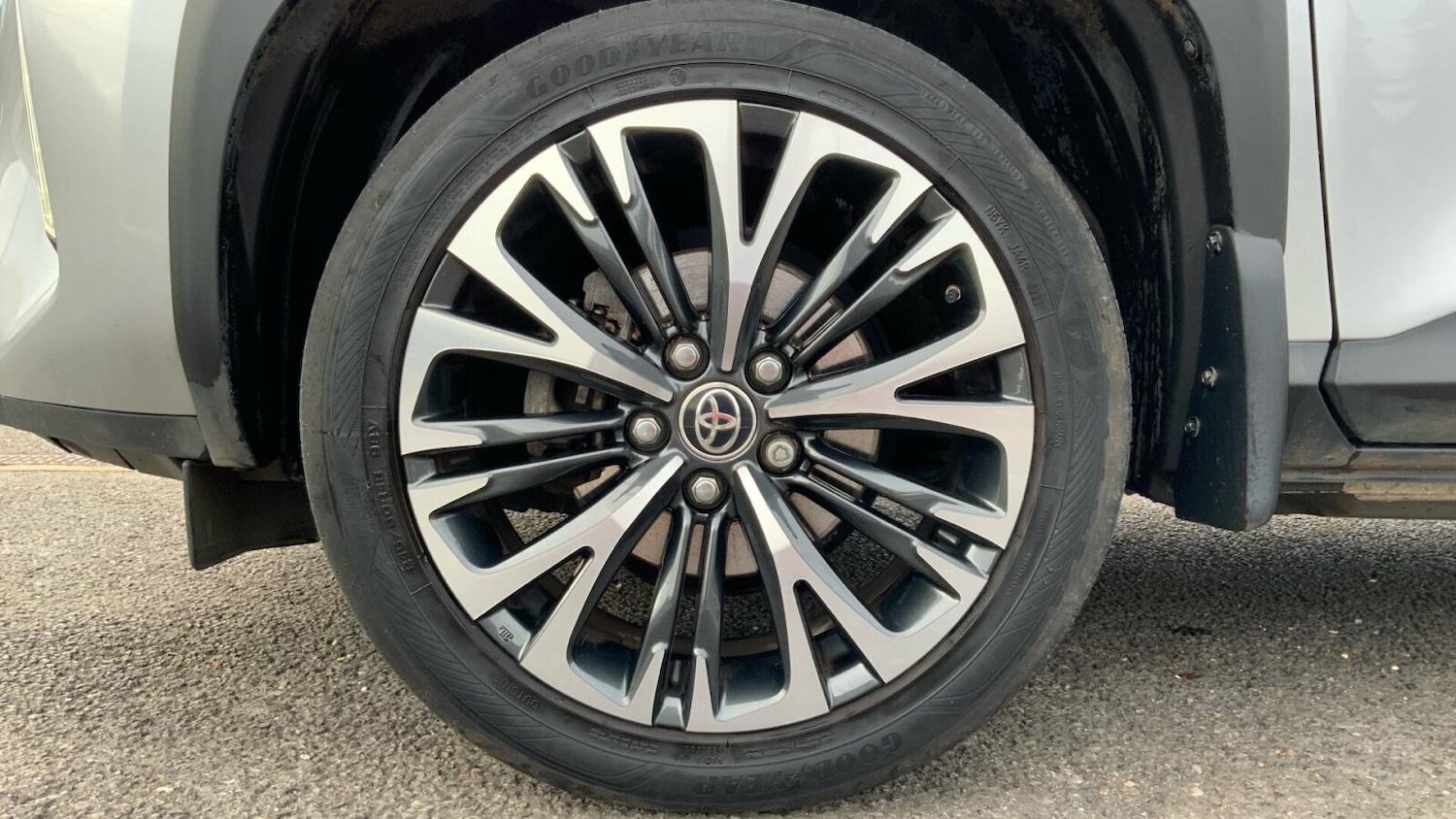 Used Toyota Yaris Cross 2022 for sale - 76674647: Photo 22