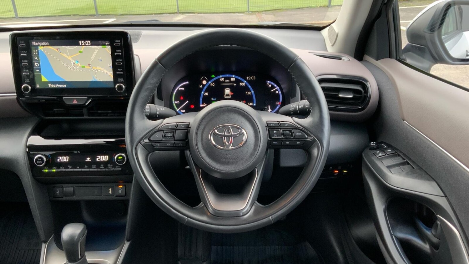 Used Toyota Yaris Cross 2022 for sale - 76674647: Photo 8