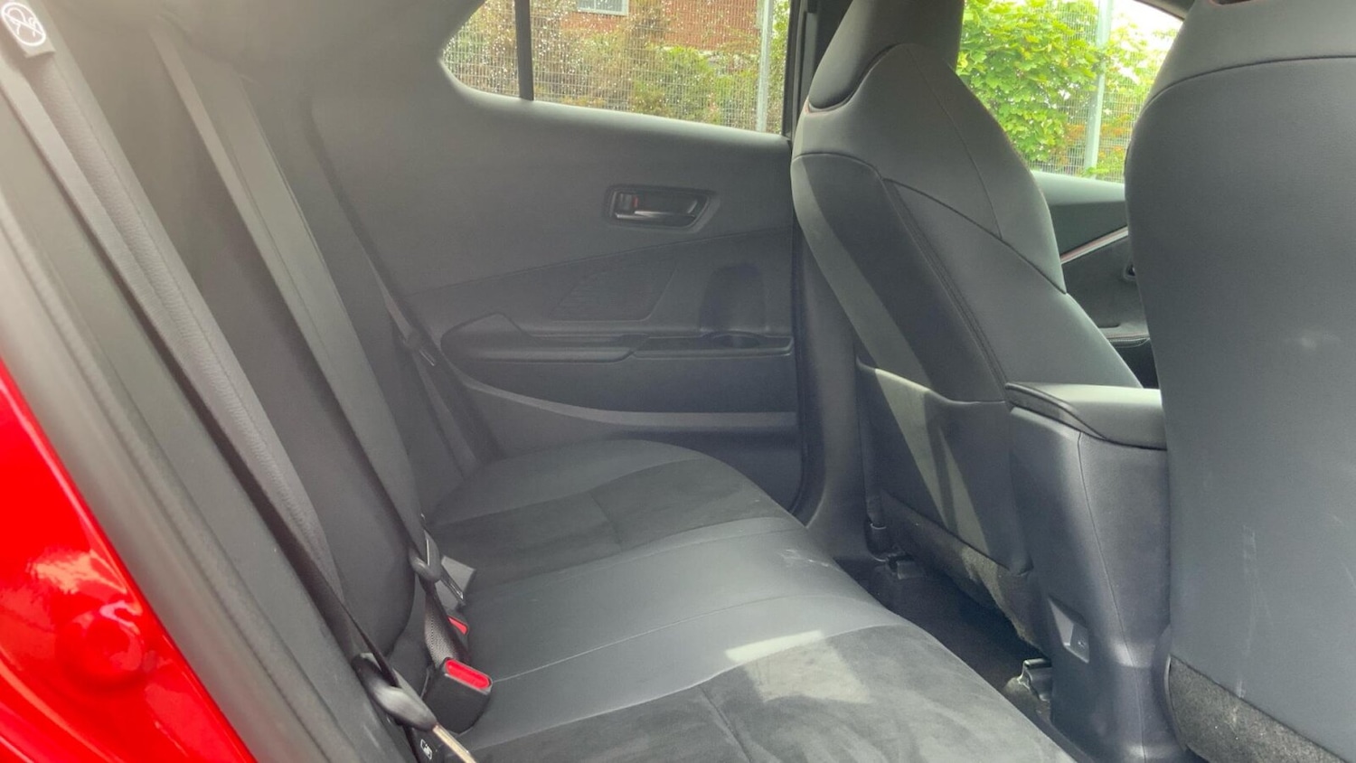 Used Toyota C-HR 2025 for sale - 76680611: Photo 14