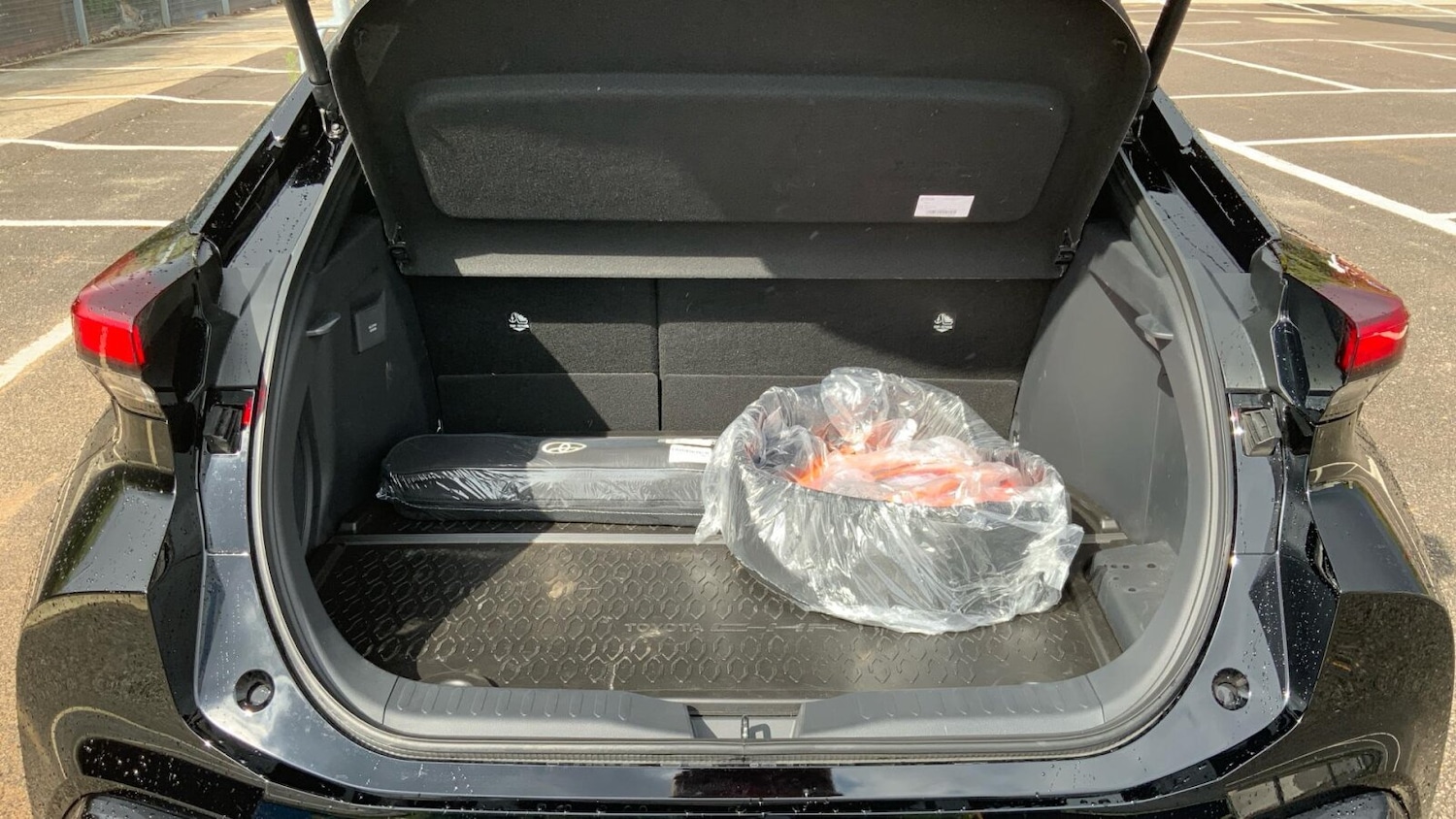 Used Toyota C-HR 2025 for sale - 76680611: Photo 16