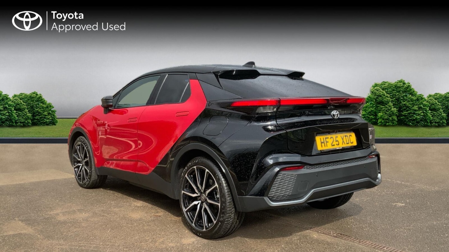 Used Toyota C-HR 2025 for sale - 76680611: Photo 5