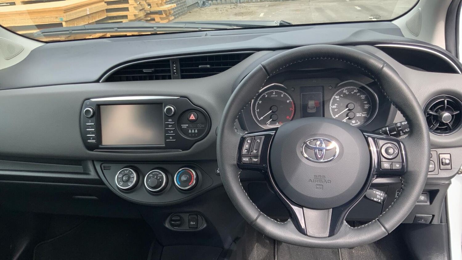 Used Toyota Yaris 2018 for sale - 78141875: Photo 10
