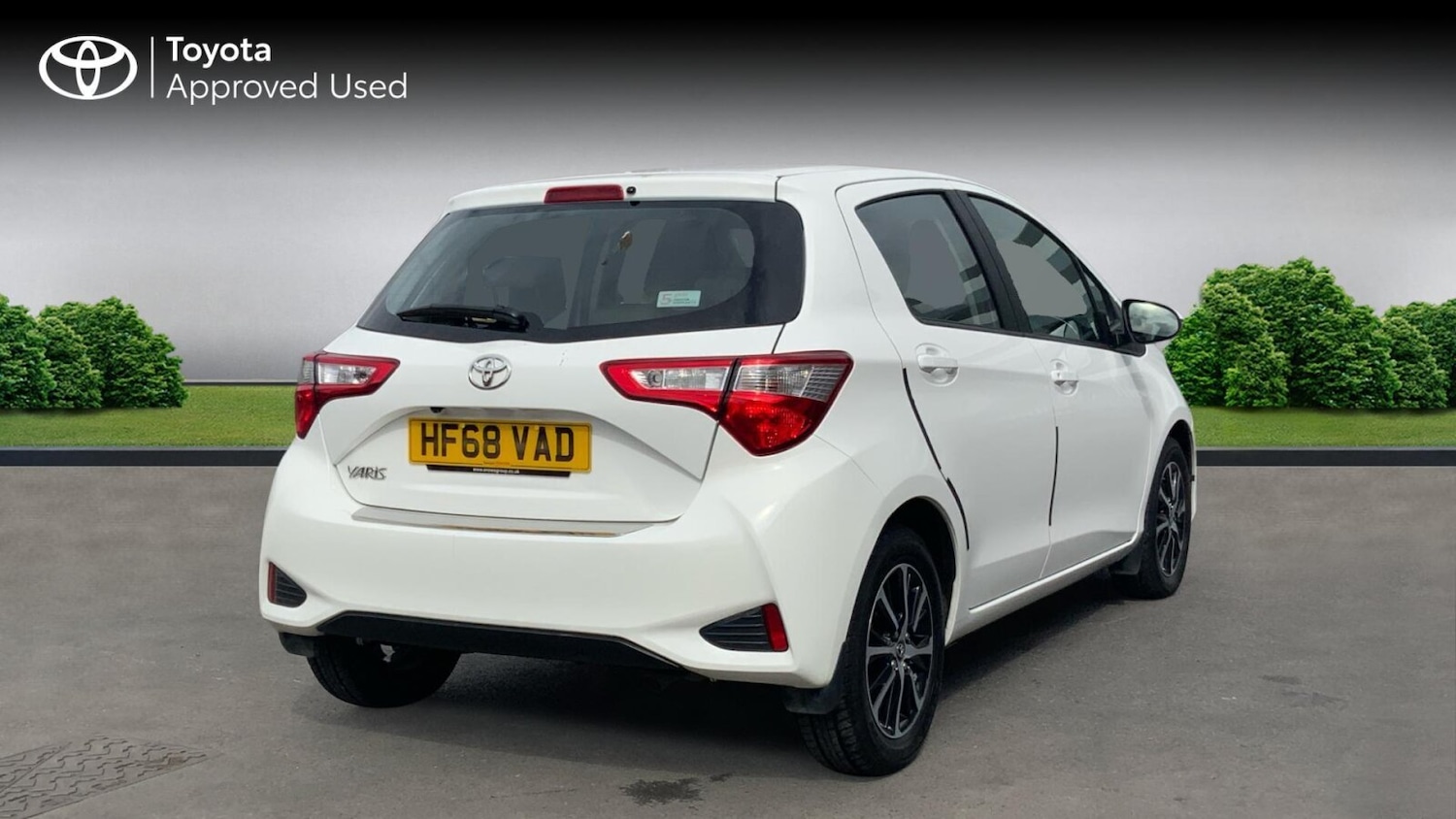 Used Toyota Yaris 2018 for sale - 78141875: Photo 2