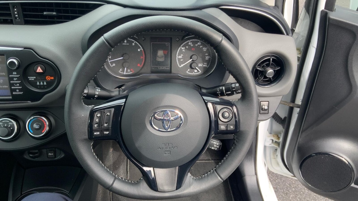 Used Toyota Yaris 2018 for sale - 78141875: Photo 6