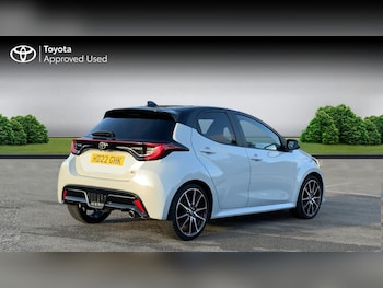 Used Toyota Yaris 2022 for sale - 76674460: Photo