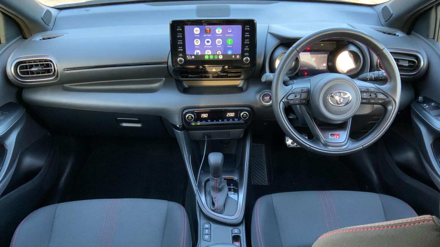 Used Toyota Yaris 2022 for sale - 76674460: Photo 9