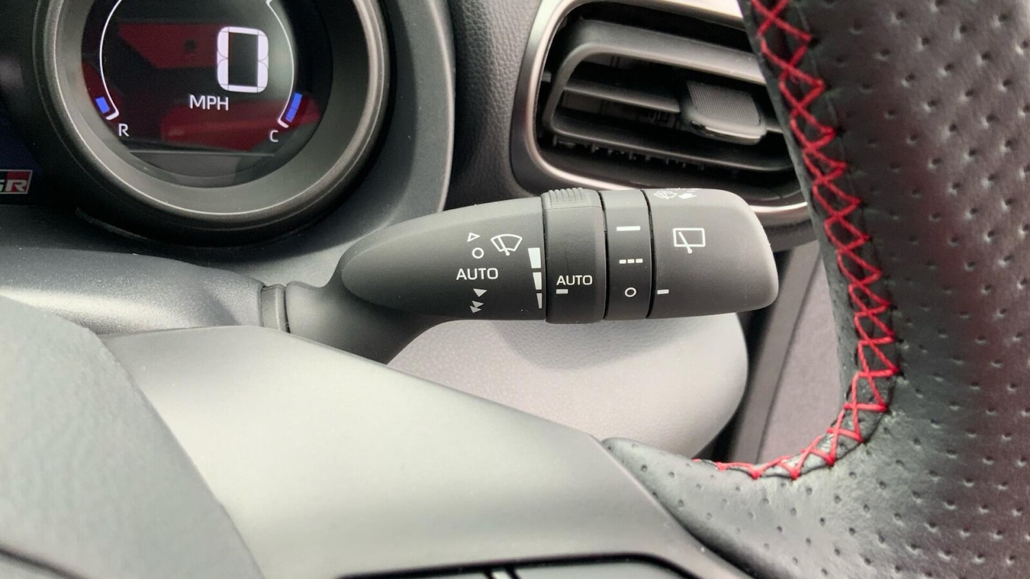 Used Toyota Yaris 2023 for sale - 78118067: Photo 18