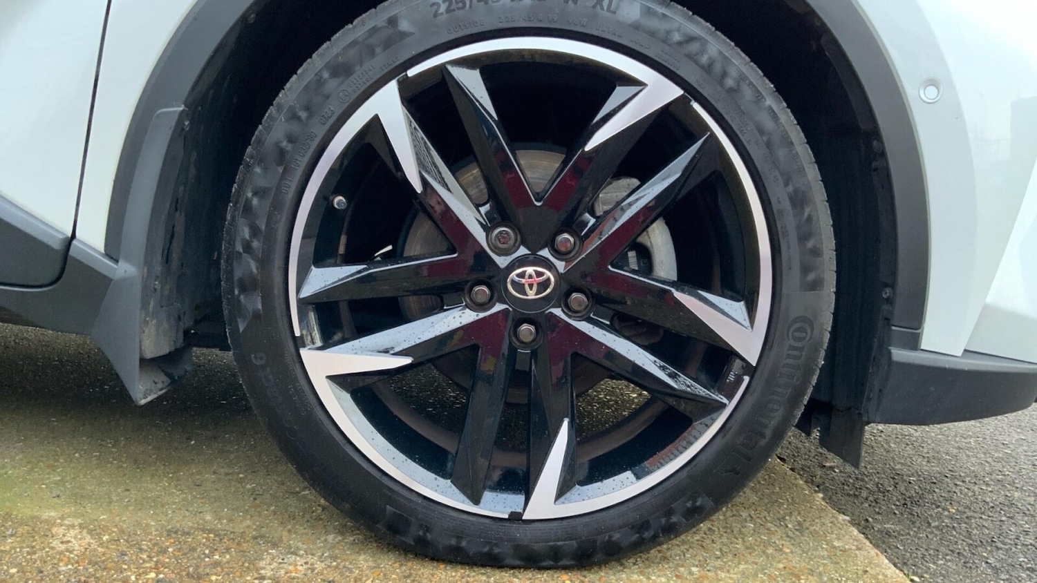 Used Toyota C-HR 2023 for sale - 76675401: Photo 23