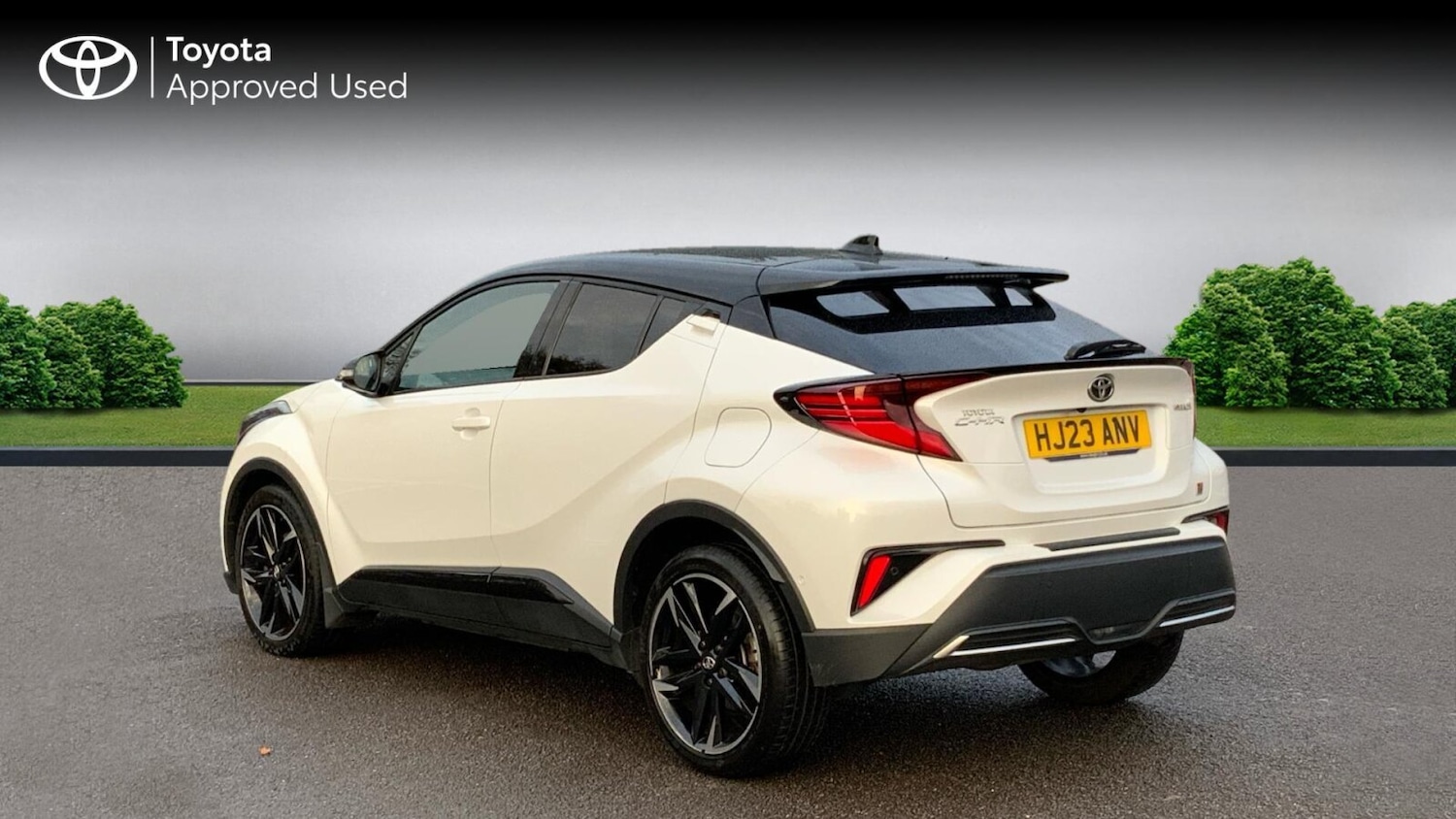 Used Toyota C-HR 2023 for sale - 76675401: Photo 4