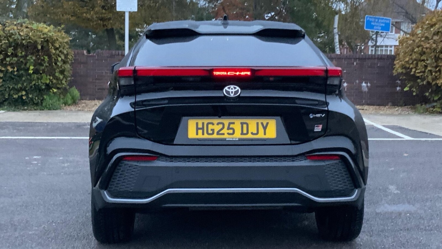 Used Toyota C-HR 2025 for sale - 76679230: Photo 24