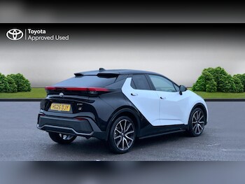 Used Toyota C-HR 2025 for sale - 76679230: Photo