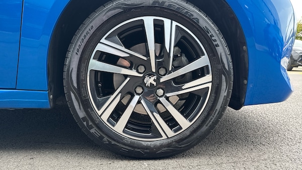 Used Peugeot 208 2022 for sale - 76260902: Photo 17