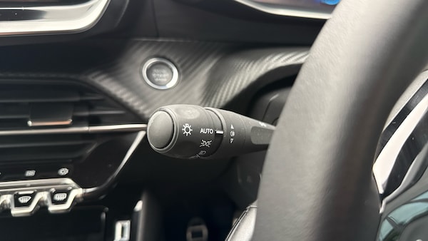 Used Peugeot 208 2022 for sale - 76260902: Photo 27