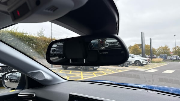 Used Peugeot 208 2022 for sale - 76260902: Photo 37