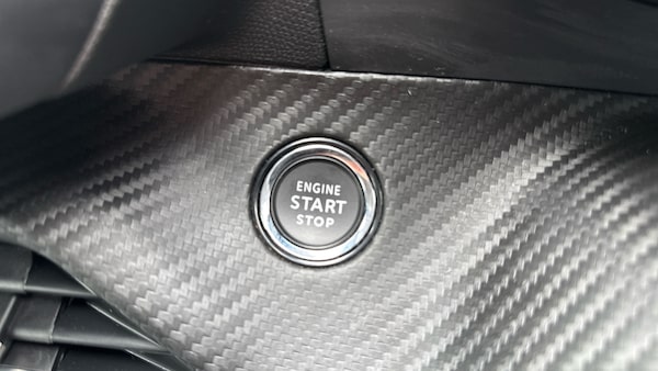 Used Peugeot 208 2022 for sale - 76260902: Photo 40