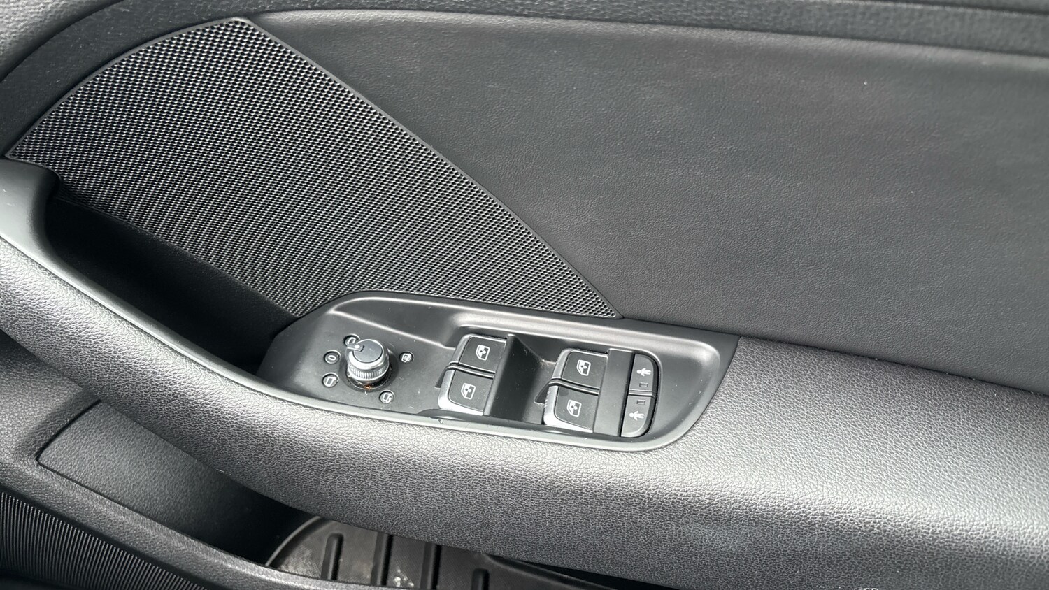 Used Audi A3 2017 for sale - 77971213: Photo 22