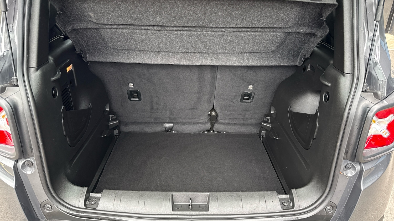 Used Jeep Renegade 2023 for sale - 76154026: Photo 19