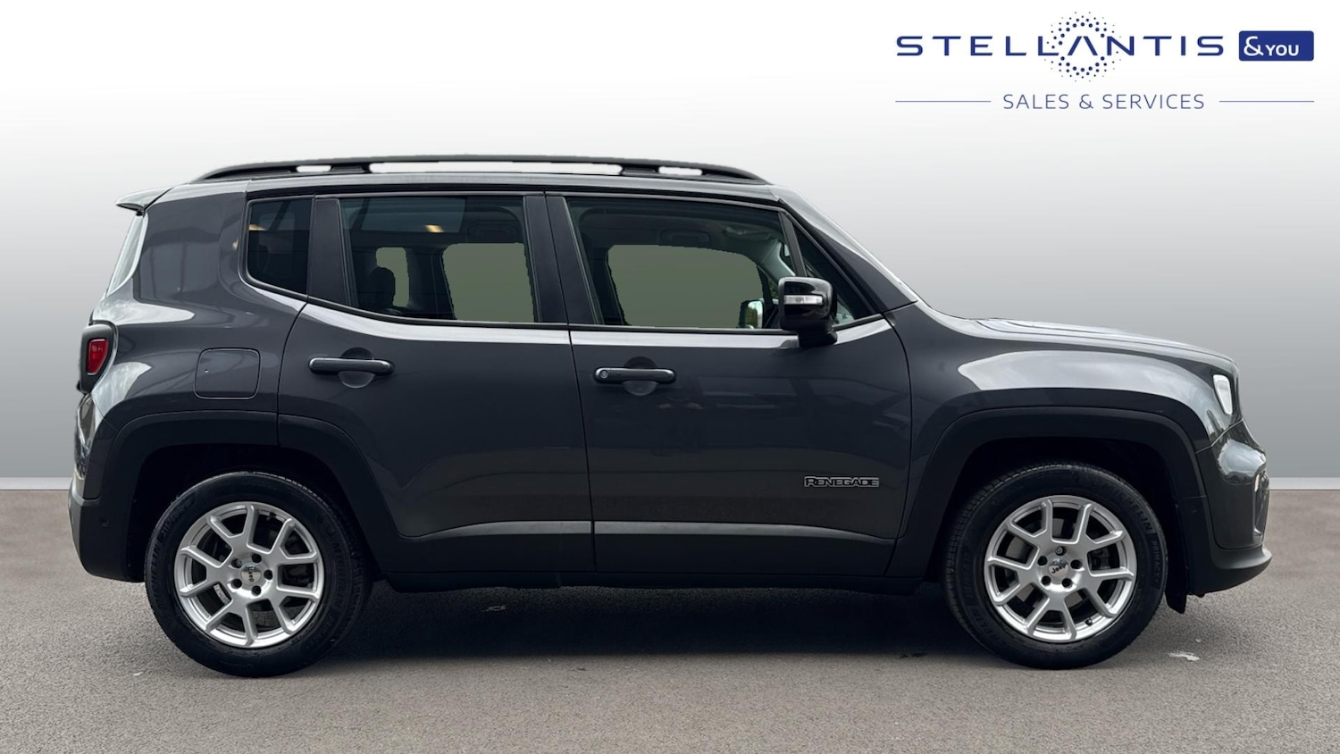 Used Jeep Renegade 2023 for sale - 76154026: Photo 2