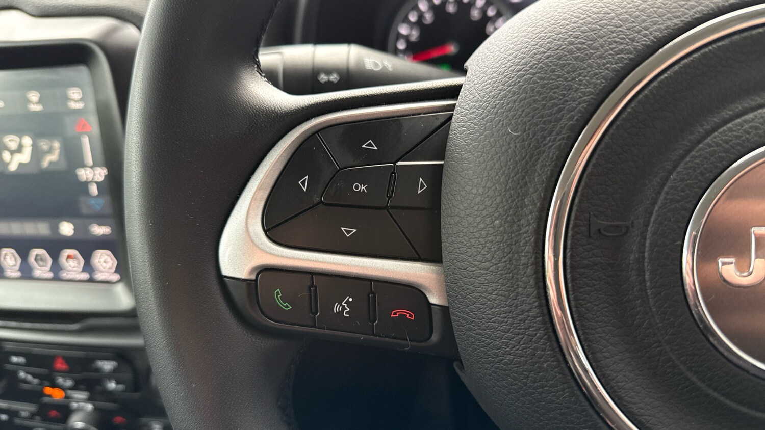 Used Jeep Renegade 2023 for sale - 76154026: Photo 23