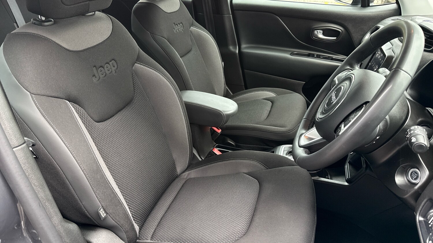 Used Jeep Renegade 2023 for sale - 76154026: Photo 42