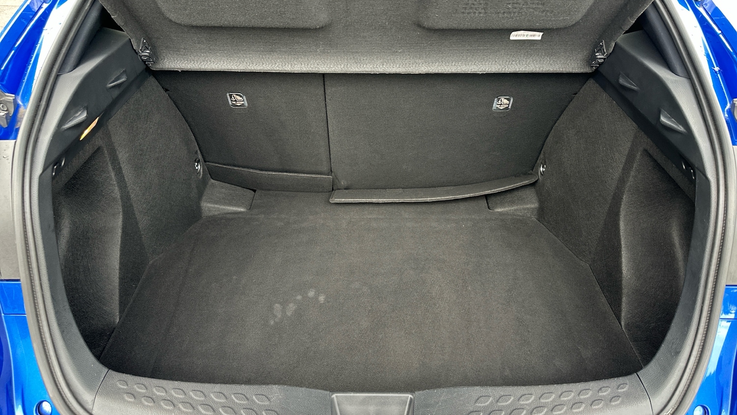 Used Toyota C-HR 2018 for sale - 76315625: Photo 19