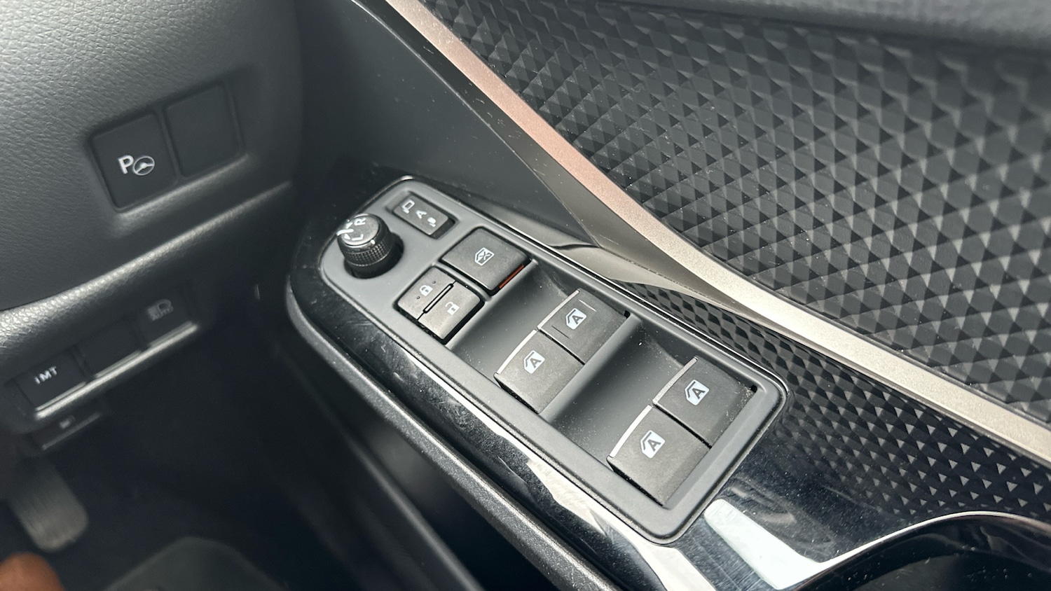 Used Toyota C-HR 2018 for sale - 76315625: Photo 22