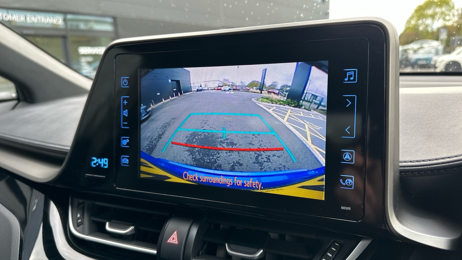 Used Toyota C-HR 2018 for sale - 76315625: Photo 29