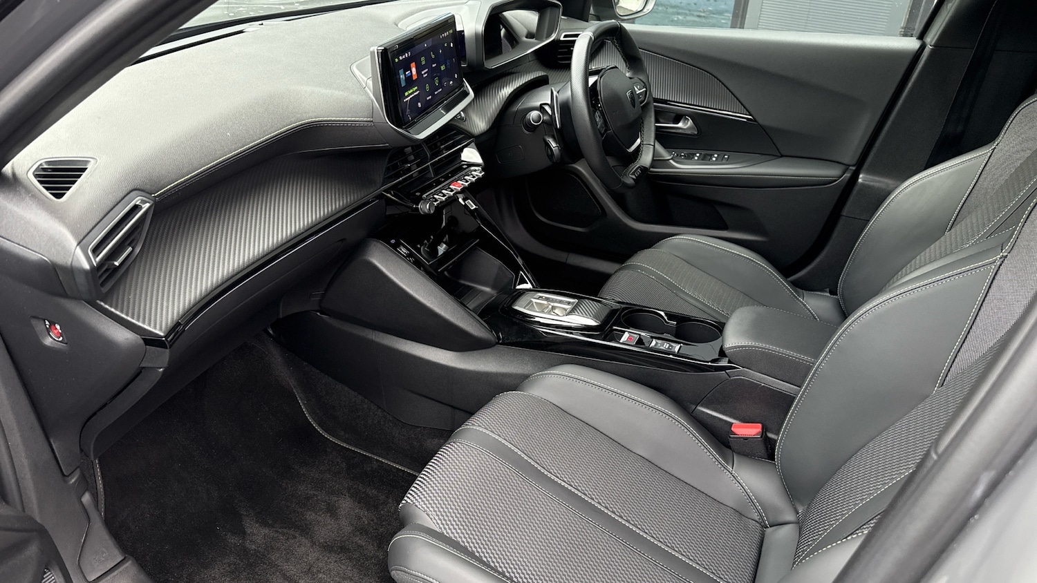 Used Peugeot 2008 2024 for sale - 76486449: Photo 12