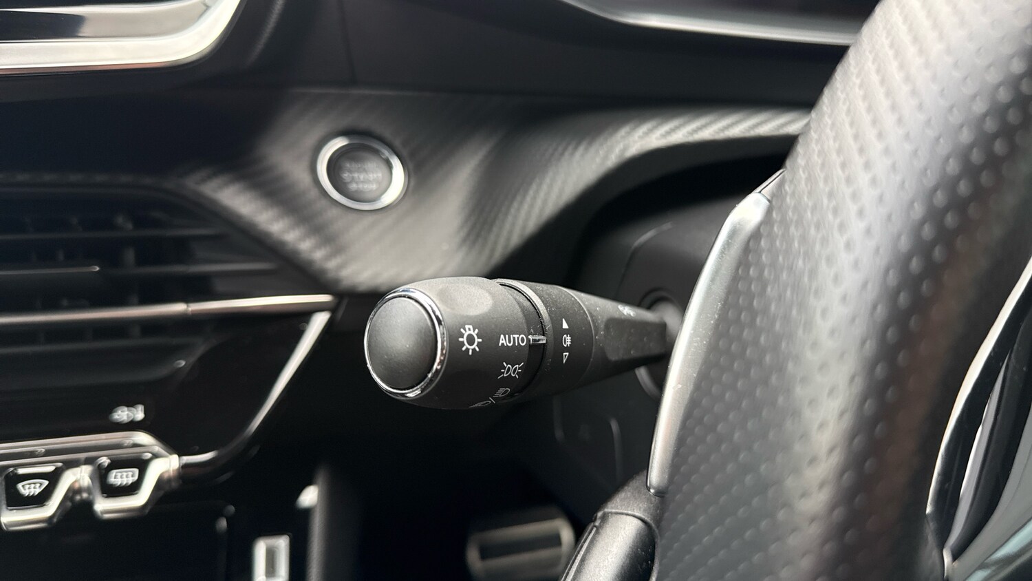 Used Peugeot 2008 2024 for sale - 76486449: Photo 27