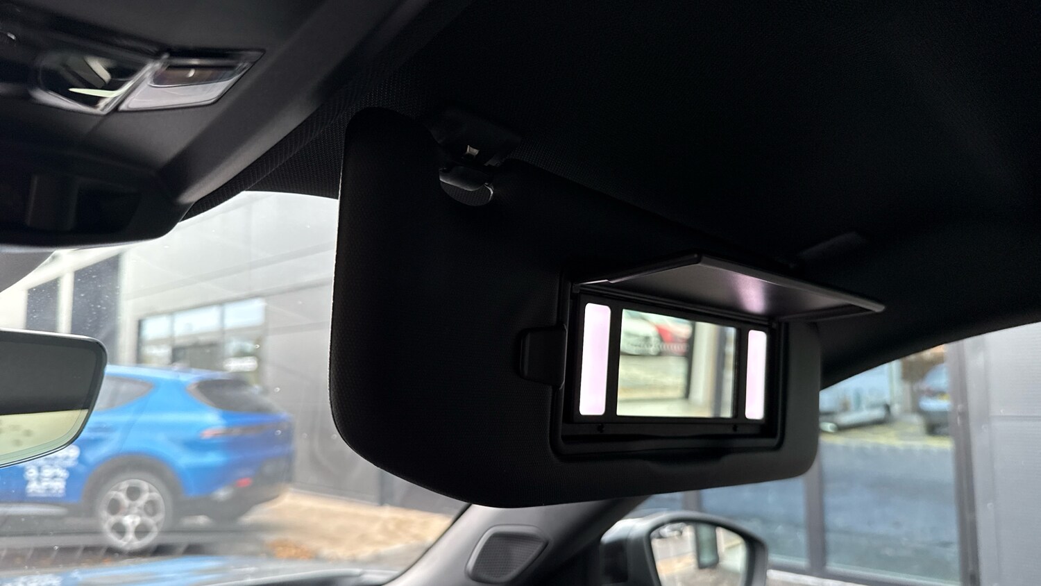 Used Peugeot 2008 2024 for sale - 76486449: Photo 38