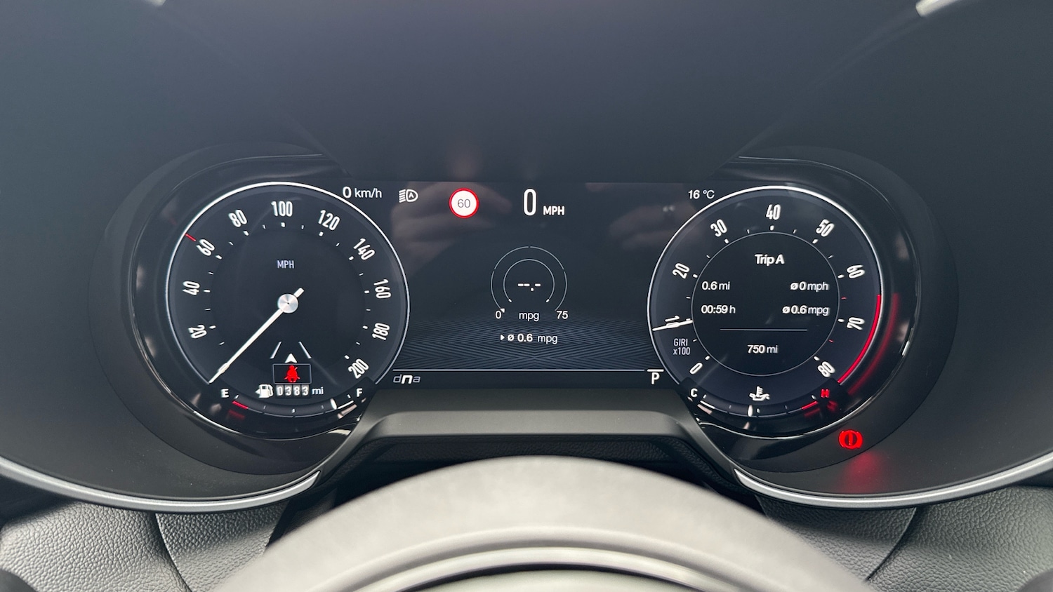 Used Alfa Romeo Giulia 2025 for sale - 77121172: Photo 14