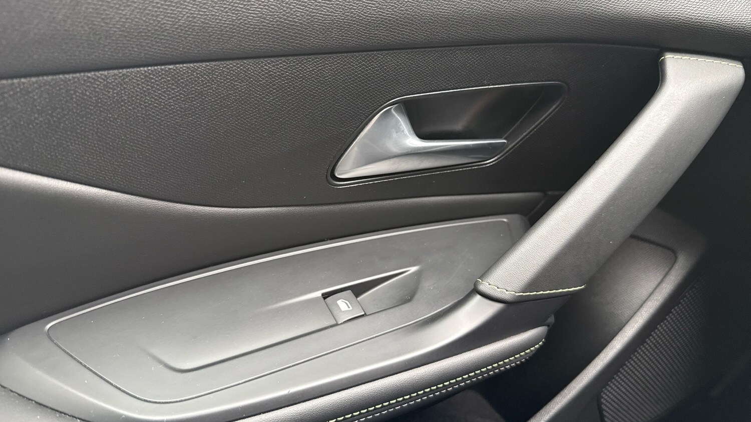 Used Peugeot 308 2024 for sale - 76400015: Photo 41