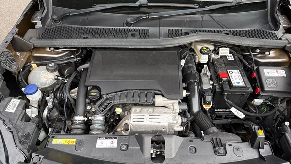 Used Peugeot 2008 2021 for sale - 76139425: Photo 18