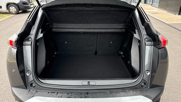 Used Peugeot 2008 2021 for sale - 76139425: Photo 19