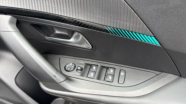 Used Peugeot 2008 2021 for sale - 76139425: Photo 22