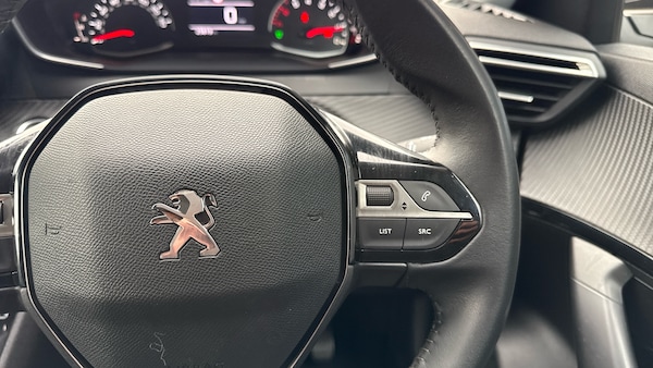 Used Peugeot 2008 2021 for sale - 76139425: Photo 24