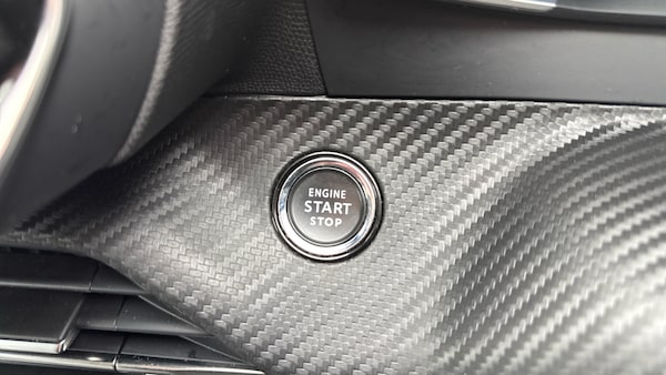 Used Peugeot 2008 2021 for sale - 76139425: Photo 40