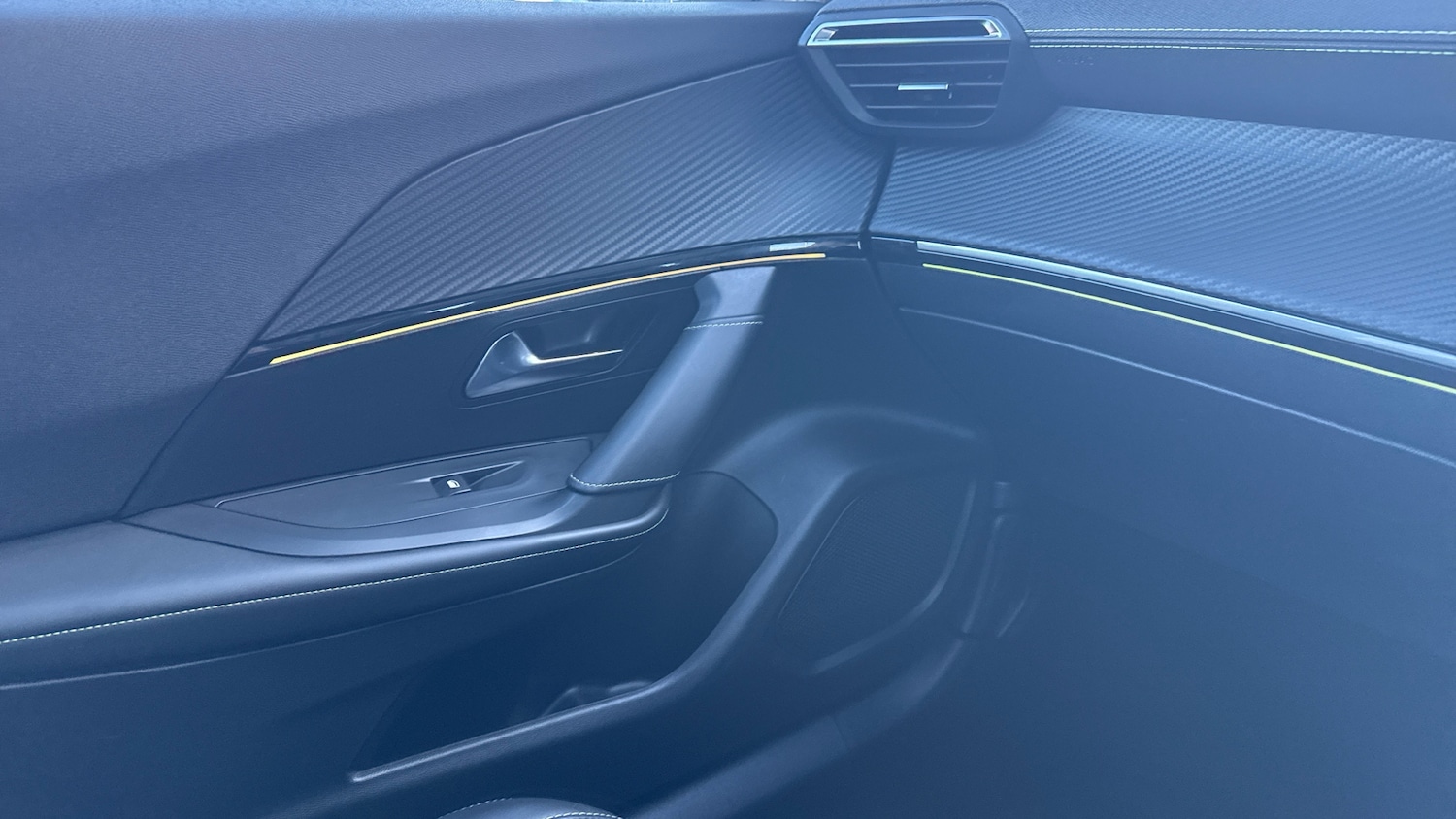 Used Peugeot 2008 2022 for sale - 76574358: Photo 41