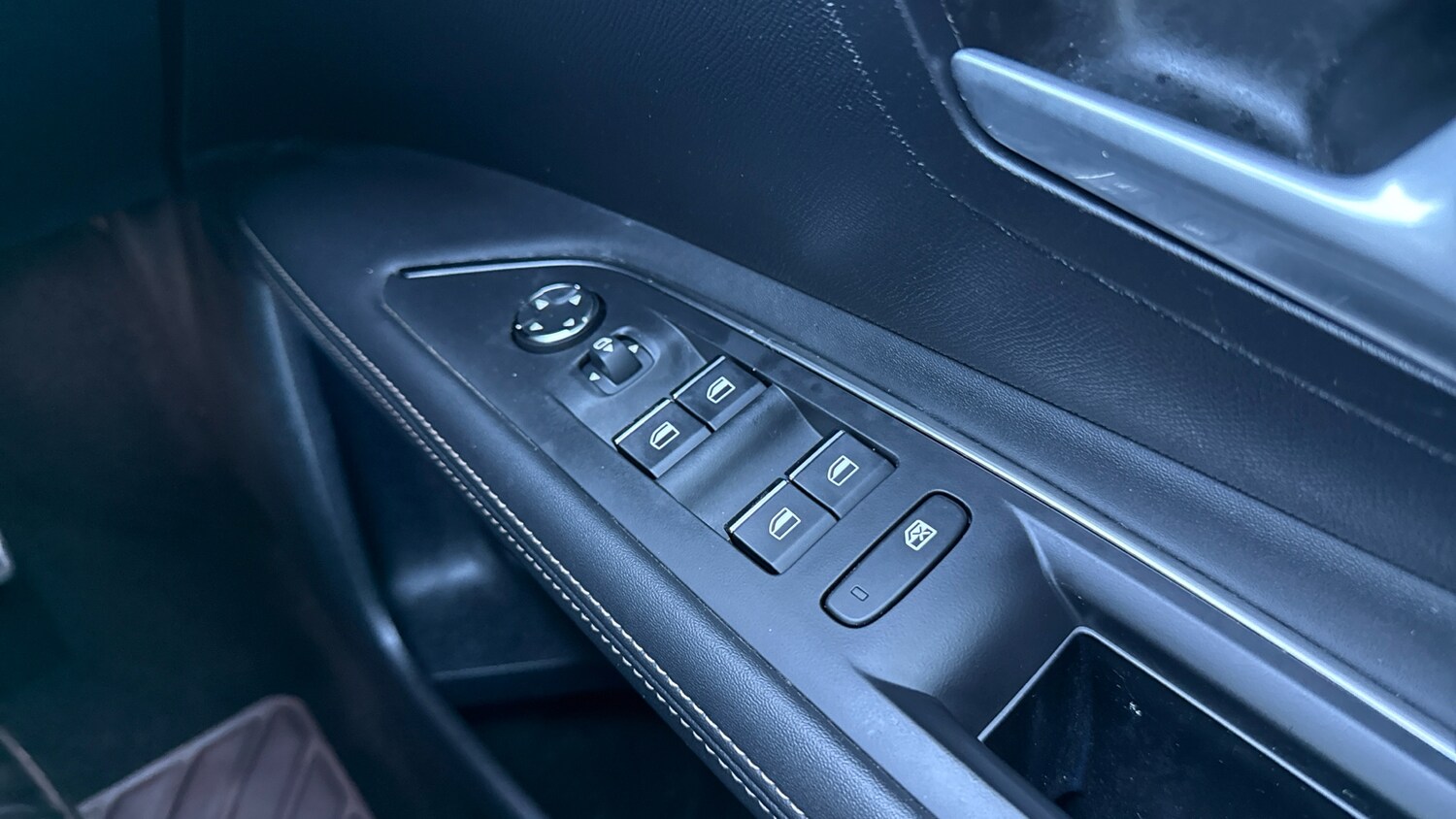 Used Peugeot 3008 2022 for sale - 76123520: Photo 22