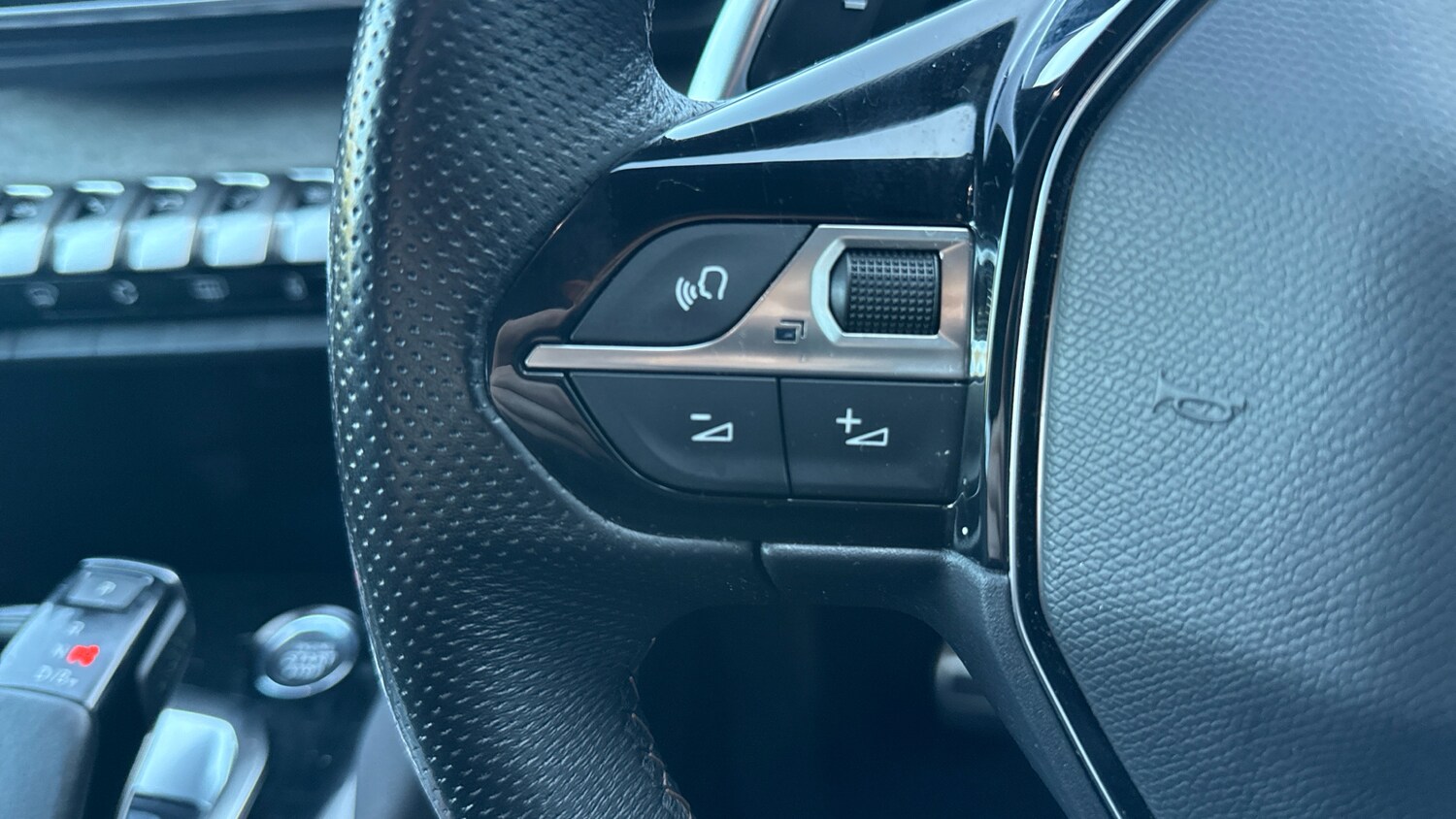 Used Peugeot 3008 2022 for sale - 76123520: Photo 23