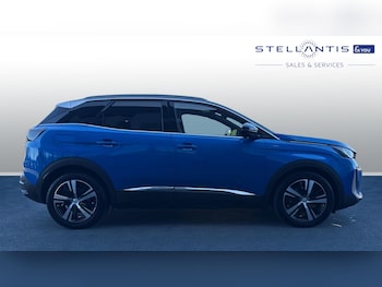 Used Peugeot 3008 2022 for sale - 76123520: Photo 2