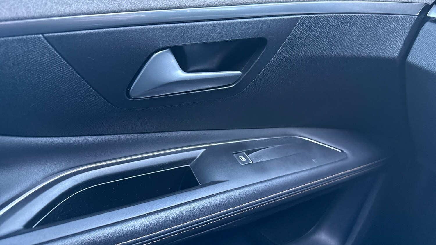 Used Peugeot 3008 2022 for sale - 76123520: Photo 41