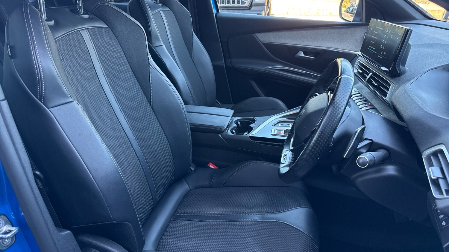 Used Peugeot 3008 2022 for sale - 76123520: Photo 42