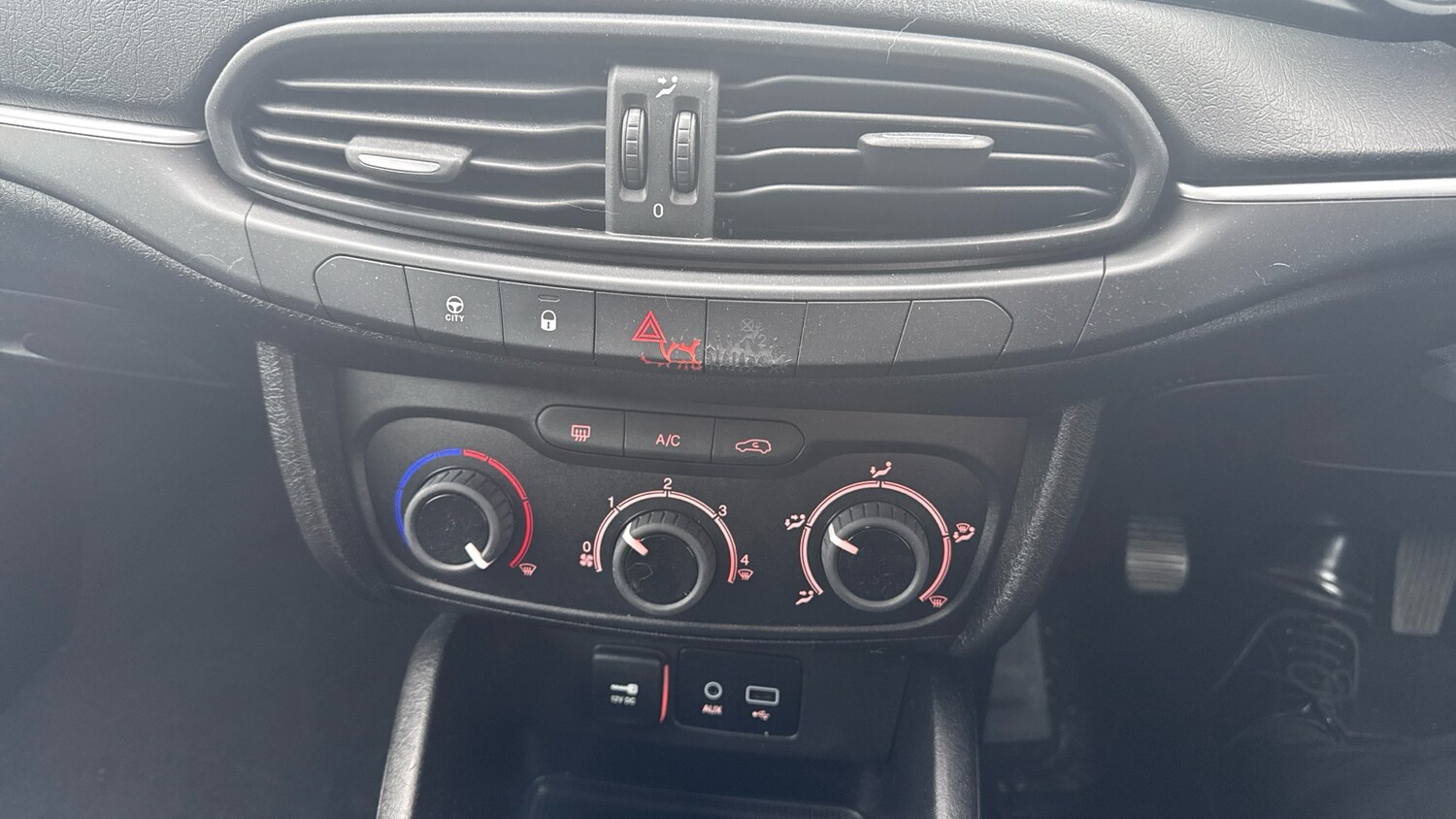 Used Fiat Tipo 2017 for sale - 77941379: Photo 40