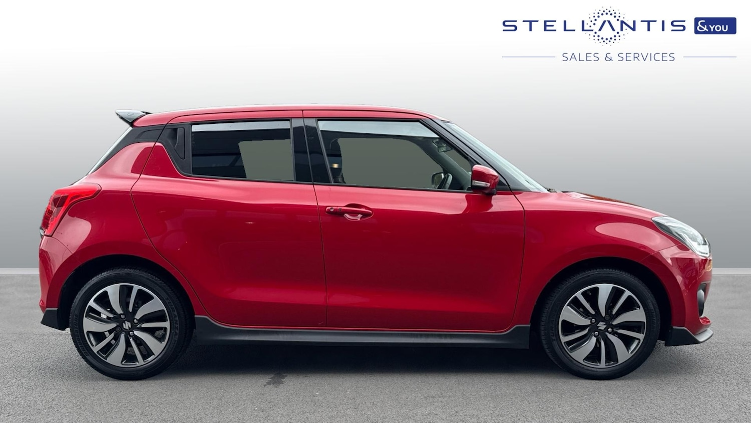 Used Suzuki Swift 2019 for sale - 76190362: Photo 2