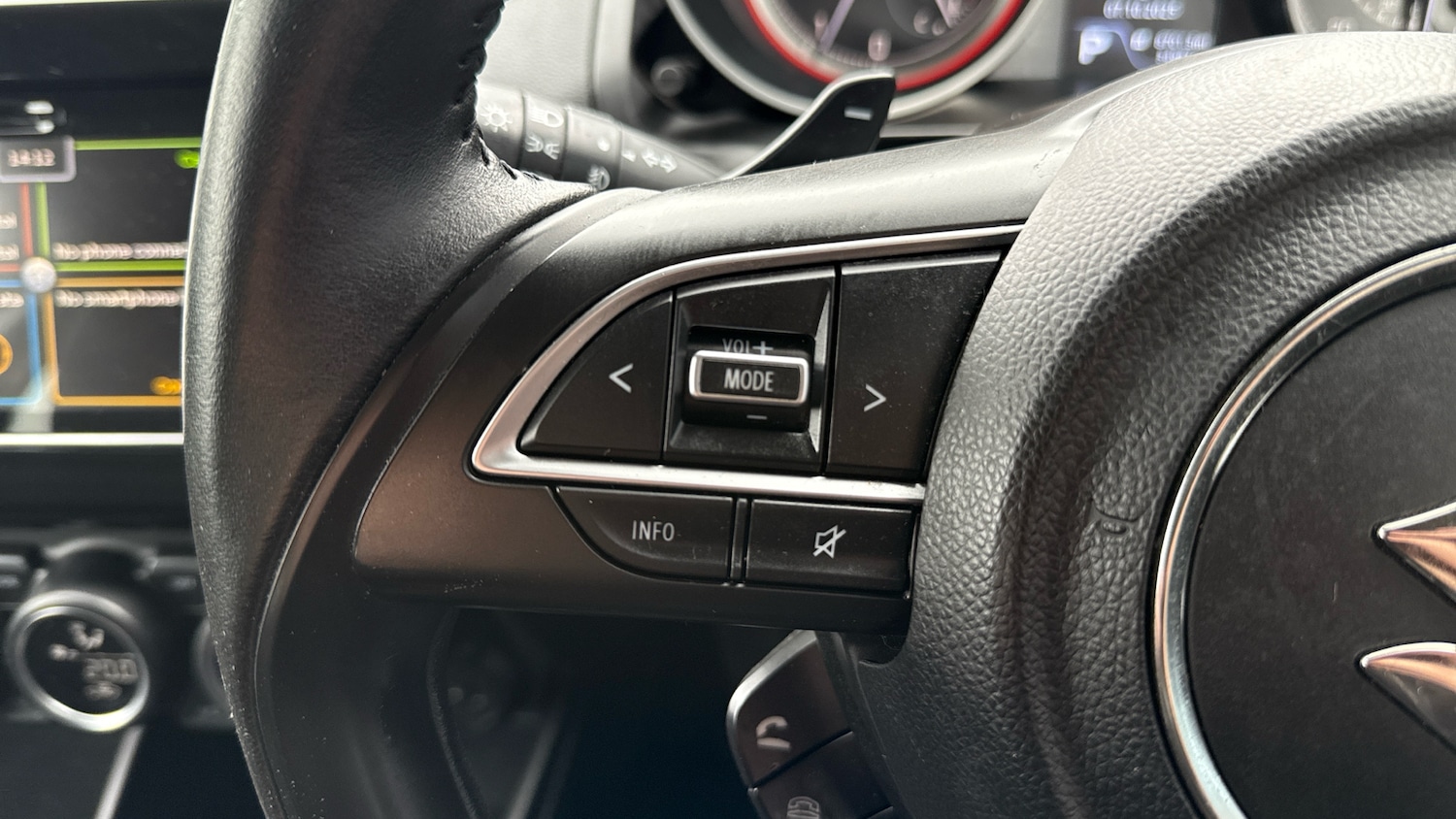 Used Suzuki Swift 2019 for sale - 76190362: Photo 23